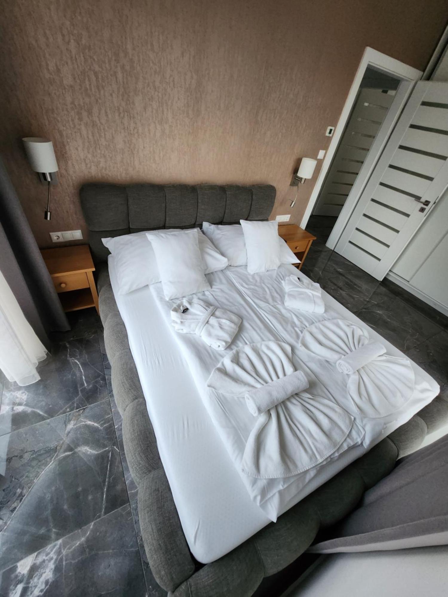 Flavius Spa Residence Hévíz Esterno foto